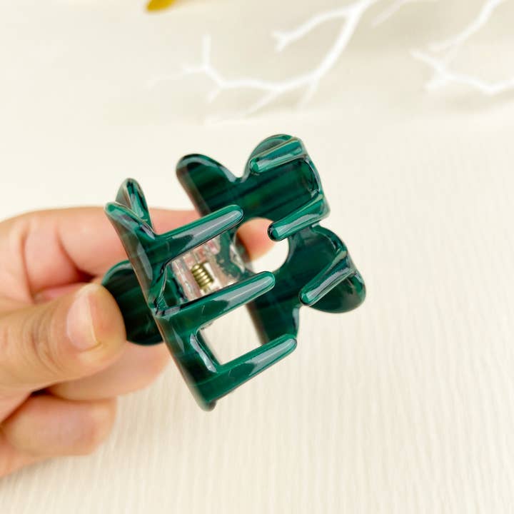 mildstyles - Wholesale Hair Clip - Women's - Wood grain flower hair claw clip2