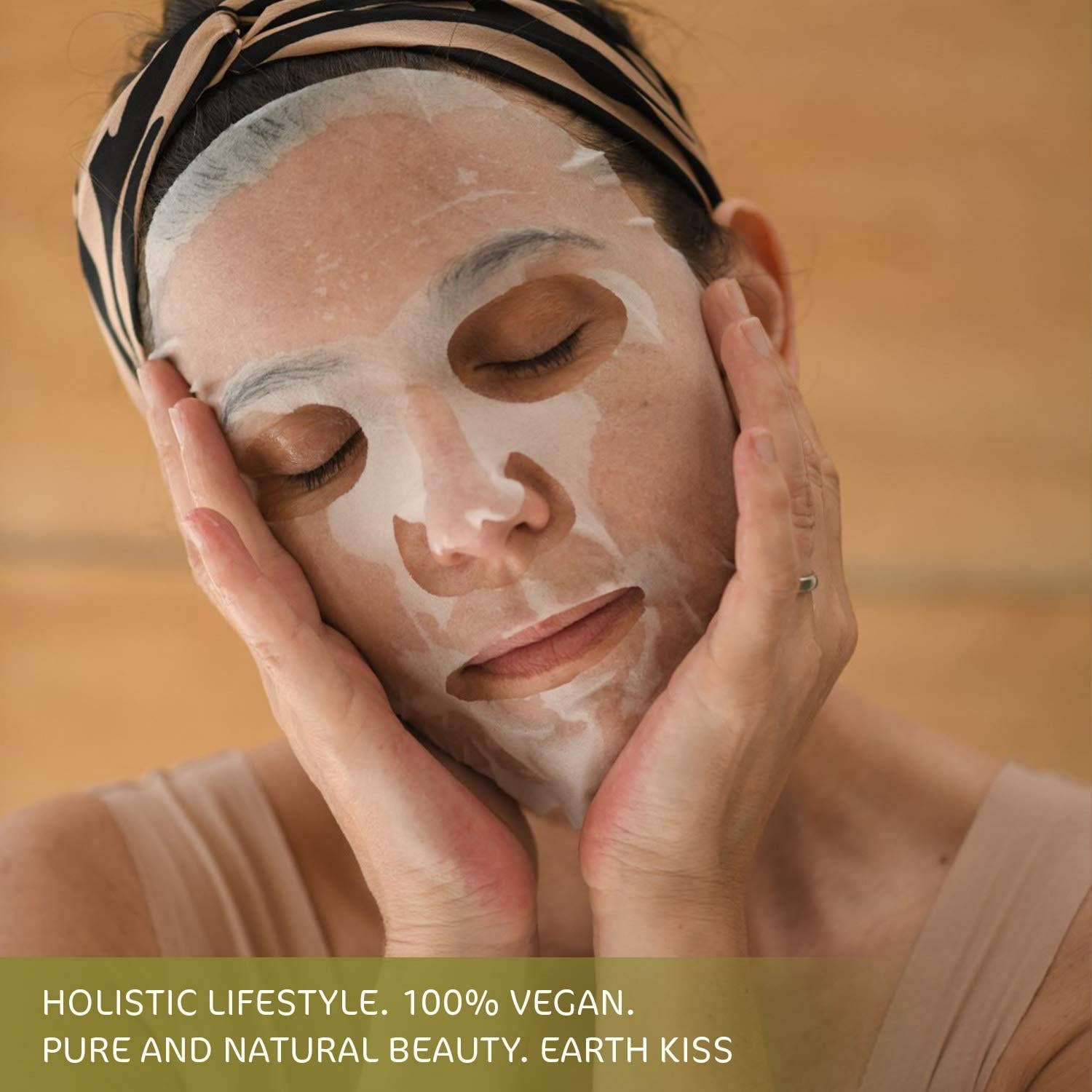 Beauty Goddess – wholesale Skincare face mask – Earth Kiss Inspirations Purifying Organic Bamboo Sheet Mask with Shilajit and Million Year Clay to Cleanse Your Skin3