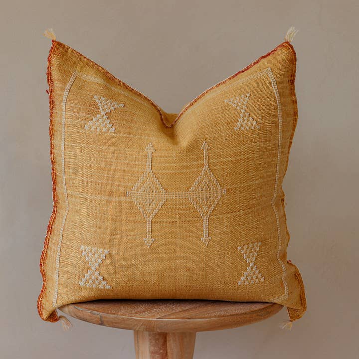Coe 112 – wholesale Dekorativ kudde – Blekt Orange & Vit Kaktus Silk Kudde