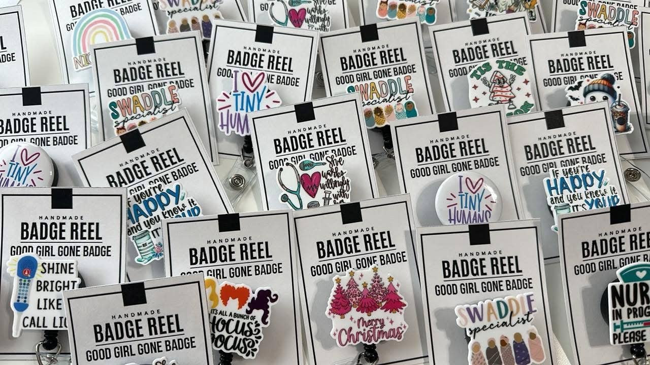 Good Girl Gone Badge - Vente Accessoire de badge – femme - Porte-badge enrouleur arc-en-ciel cœur EKG, porte-badge infirmier1