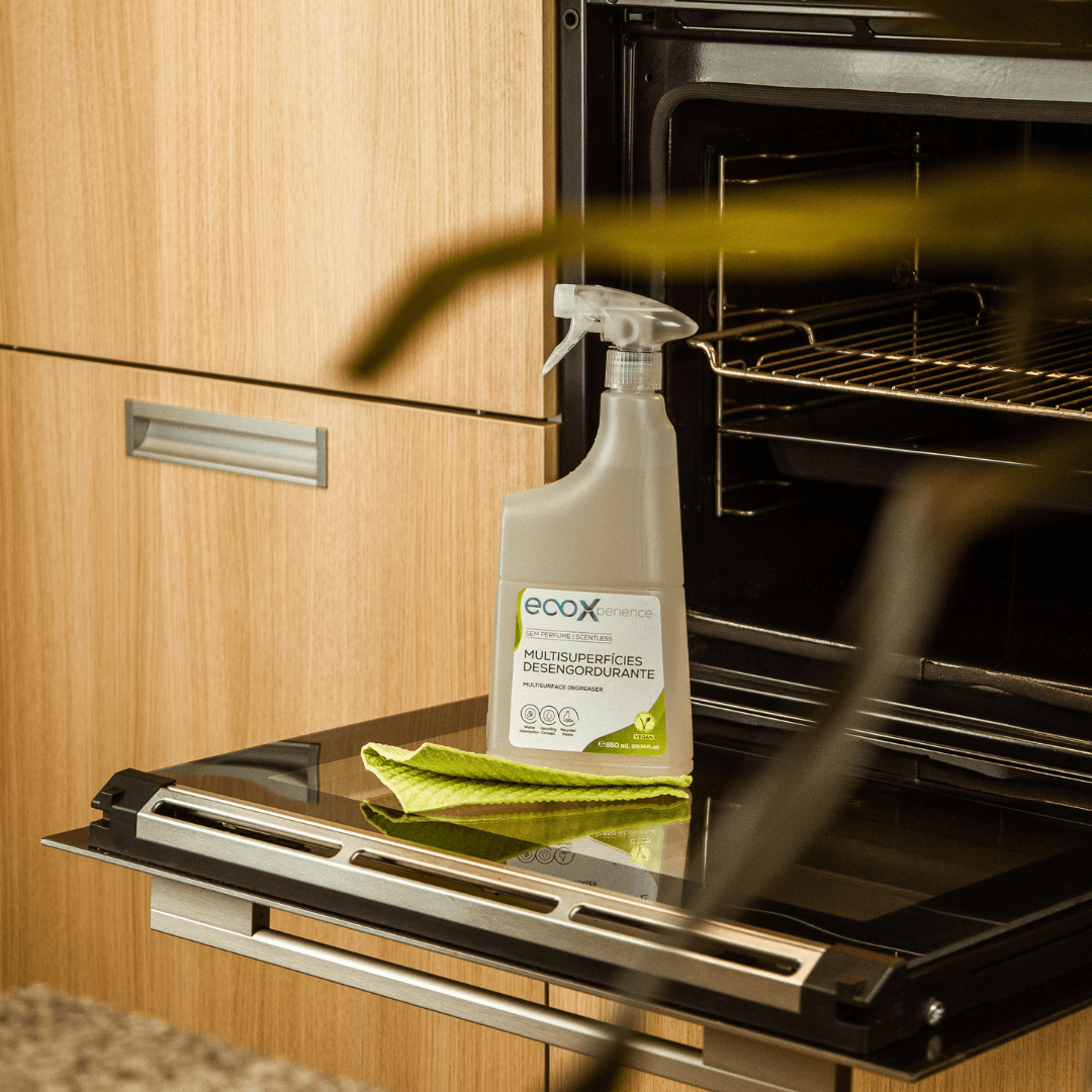 Ecoxperience - Wholesale Multi-Surface Cleaner - Multi-surface Degreaser for kitchen 0.85L3