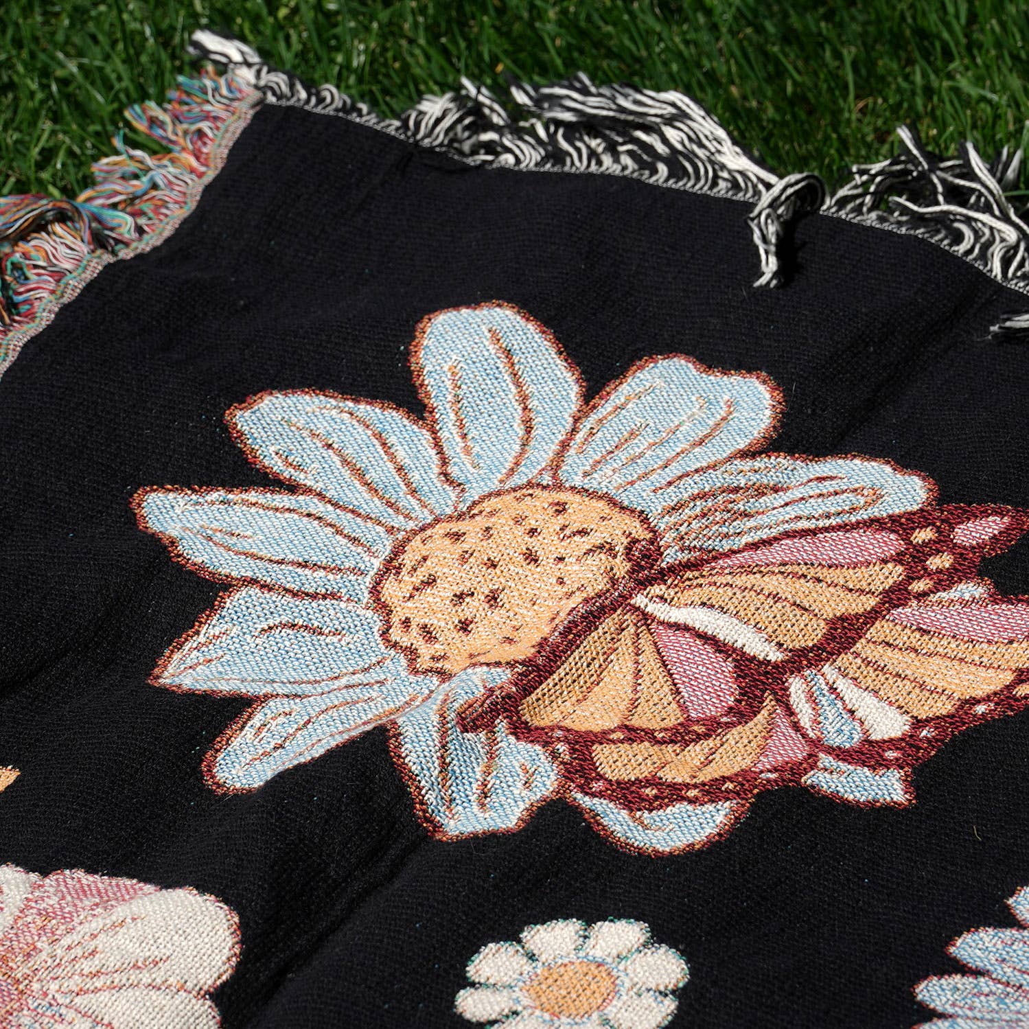 Relatable Basic - Wholesale Throw Blanket - Good Vibes Only Spring Woven Throw Blanket Jacquard Fringe5