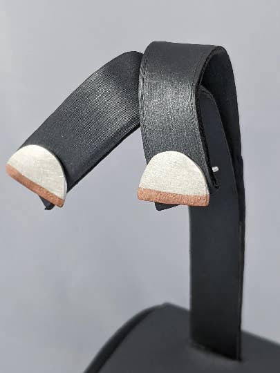 Geometriska Moon Silver och Copper Stud örhängen för wholesale av MB Piper Metalsmith