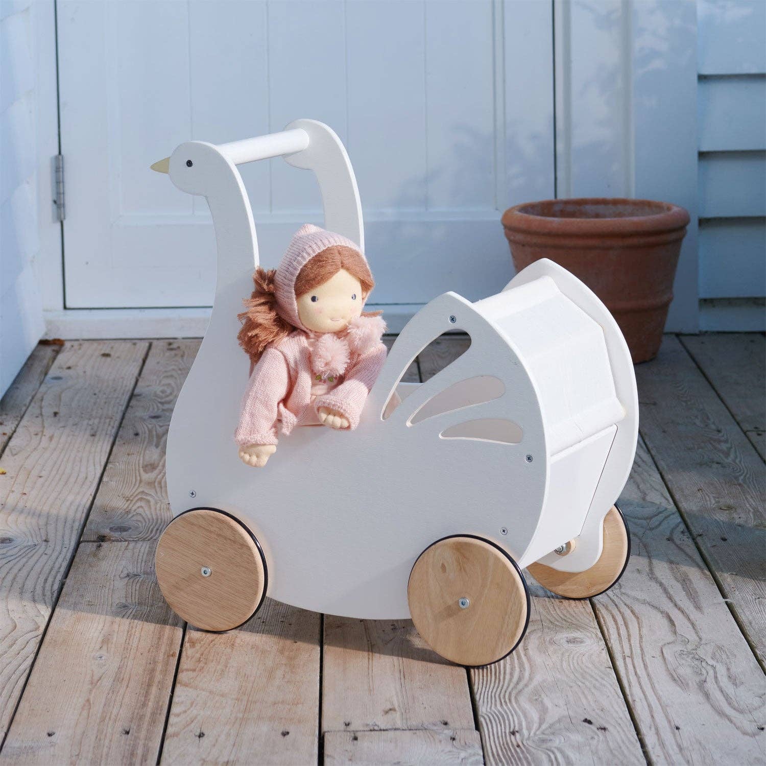 ThreadBear Design UK/EU – wholesale Doll pram – Kids – Sweet Swan Pram4