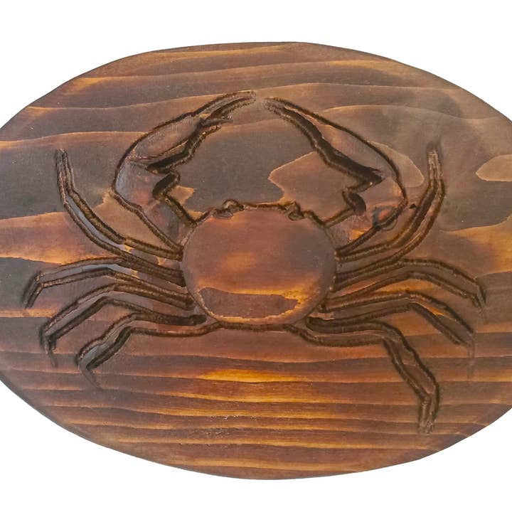 Plaque Murale en Bois Crabe pour la vente par Skeeter's Row