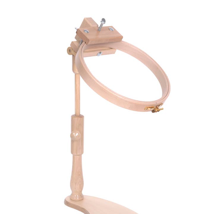 SGN Group LTD – Großhandel Kreuzstich-/Stickzubehör – Stickständer und Stickrahmen mit Sitz- und Tischhalterung3