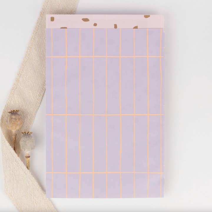 liebevoll verpackt – Engroshandel Gavepose – Papirposer med tern, lilla / neonorange1