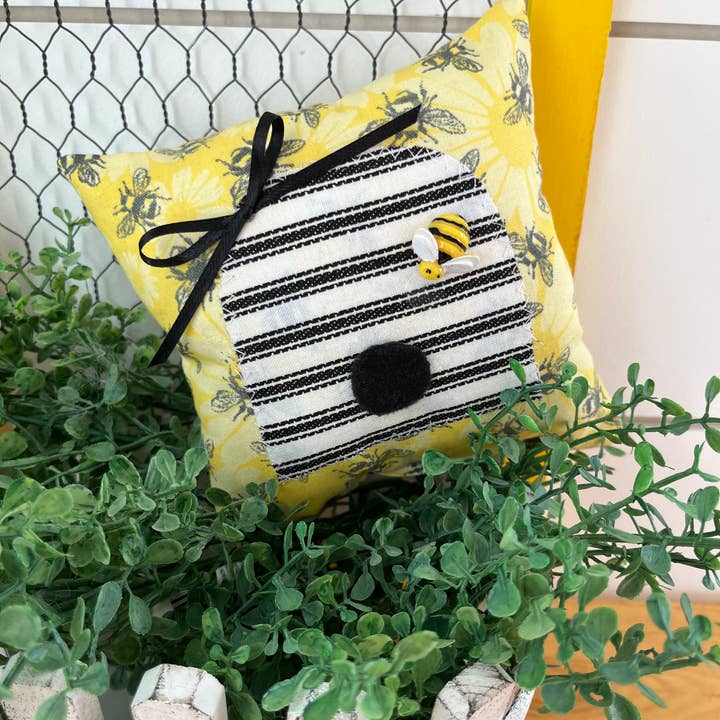Kate + Em - Wholesale Throw/Decorative Pillow - Beehive Mini Square Pillow | Home Decor1