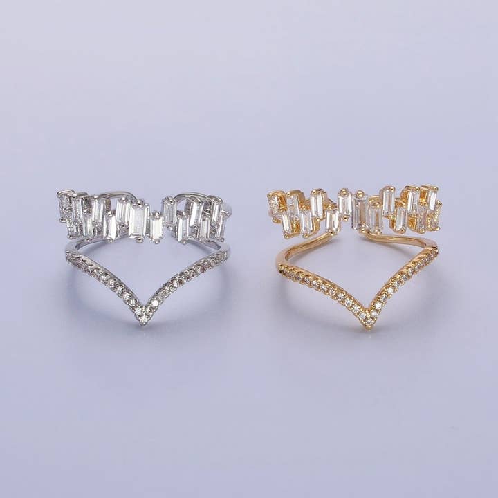 Anillo Chevron de Diamante CZ en Forma de Baguette de Curva, Anillo Minimalista Fino de Oro | O1815 O1816 para venta al por mayor de Aim Eternal