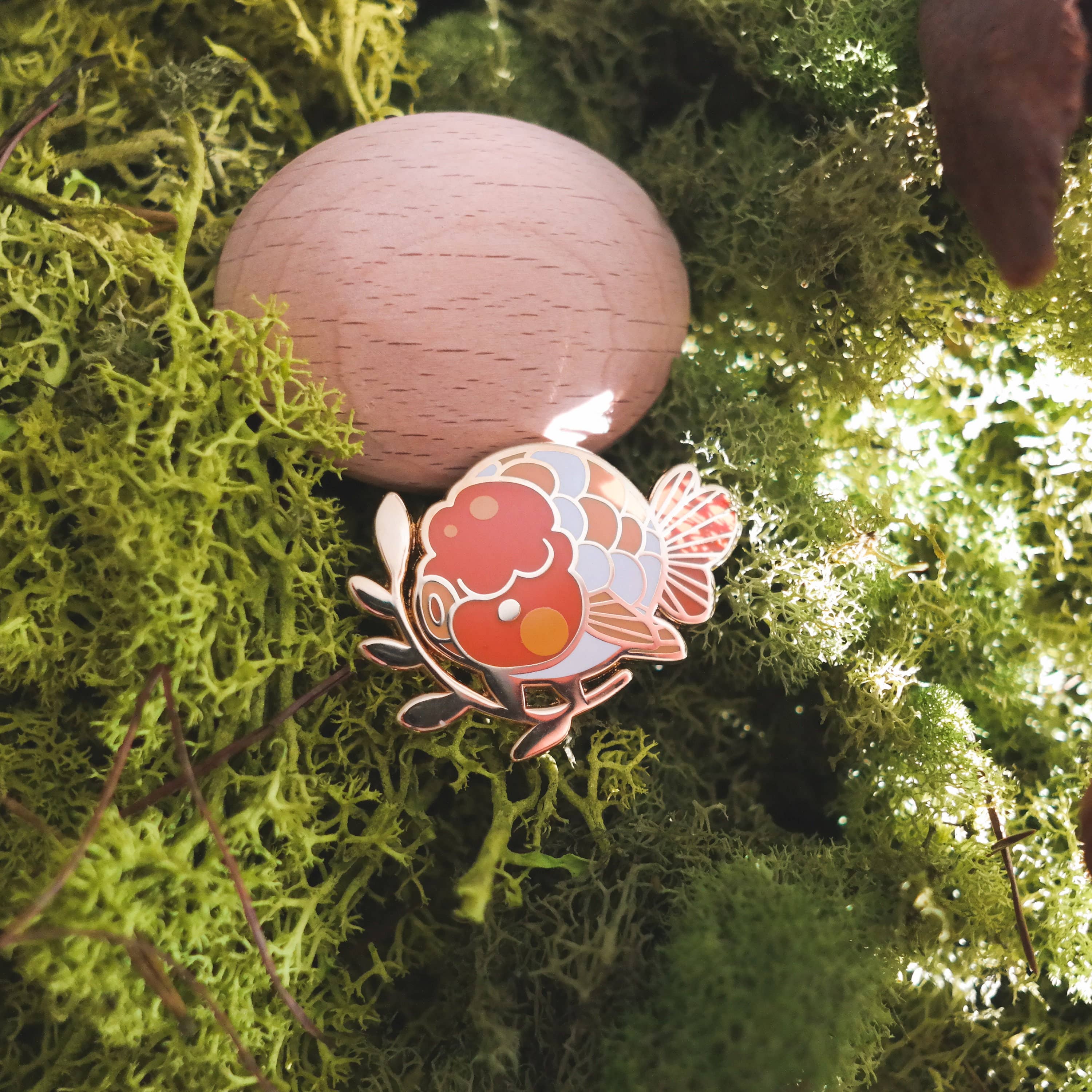 Thousand Skies - Wholesale Lapel Pin/Button - Enamel Pin - Fancy Goldfish - Golden Ranchu2