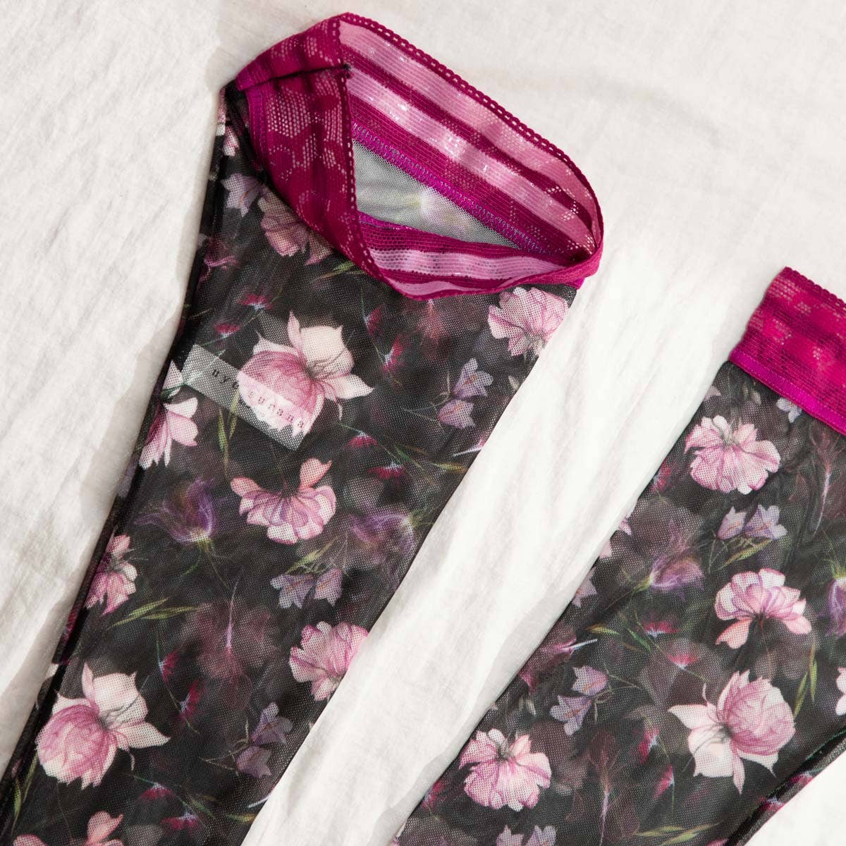 Floral Fantasy Printed Corset + Sleeve Set – Uye Surana