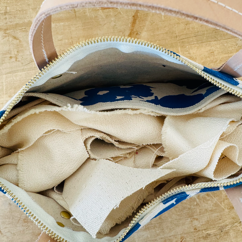 Erin Flett - Wholesale Satchel - Women's - NEW Satchel in Blue Anita Pattern2