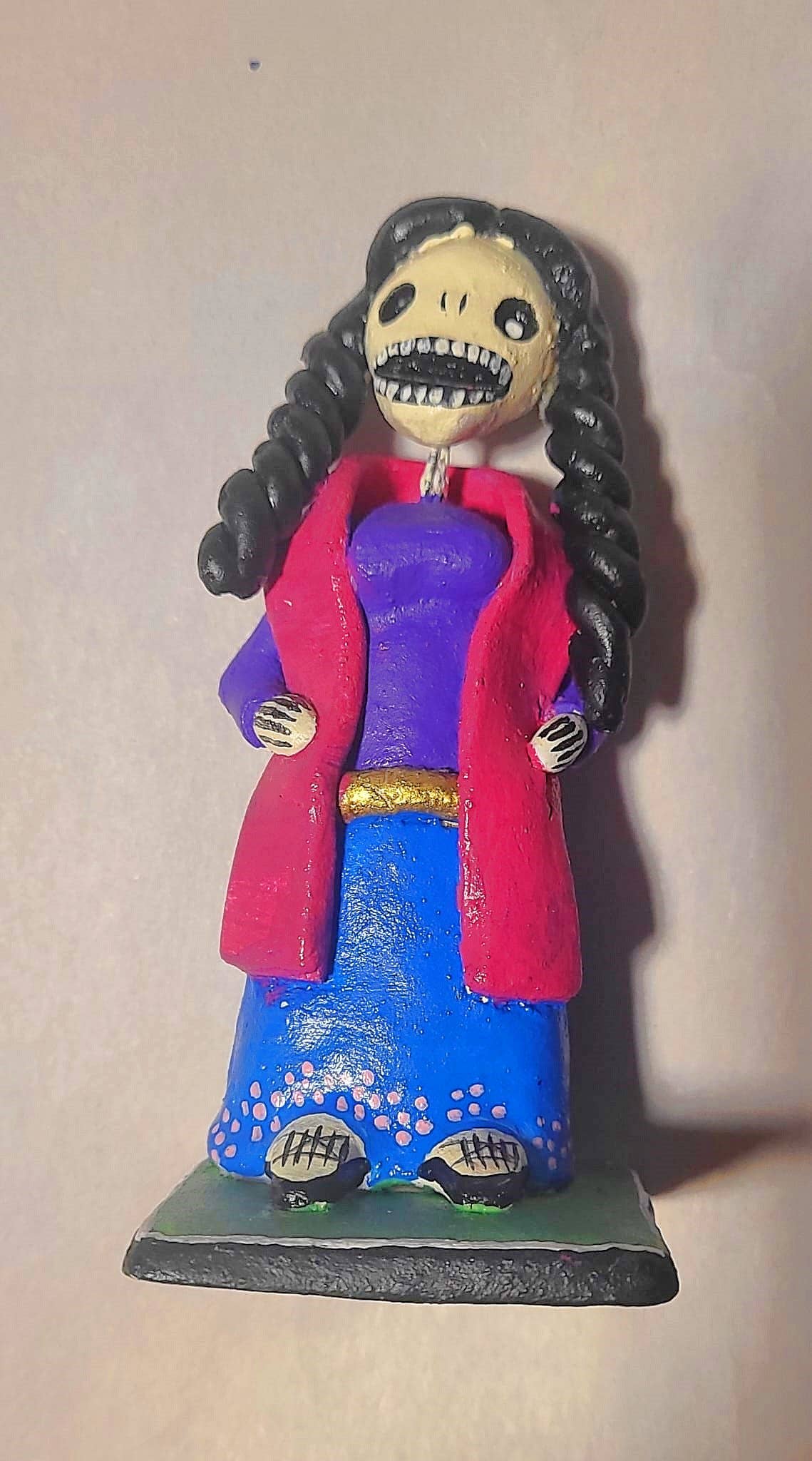 Arara Enterprises - Wholesale Kaarsenhouder - MP-41F Individueel vrouwelijk skeletfiguurtje 4,5x2”3