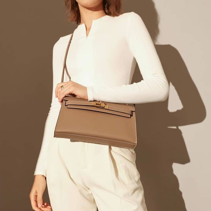 Sook Stainable – wholesale Axelremsväska – Dam – Äkta läder kuvert axelväska med metallförslutning3