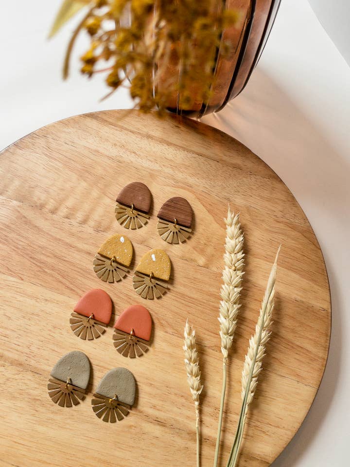 Clous Simone pour la vente par Made by Caylea