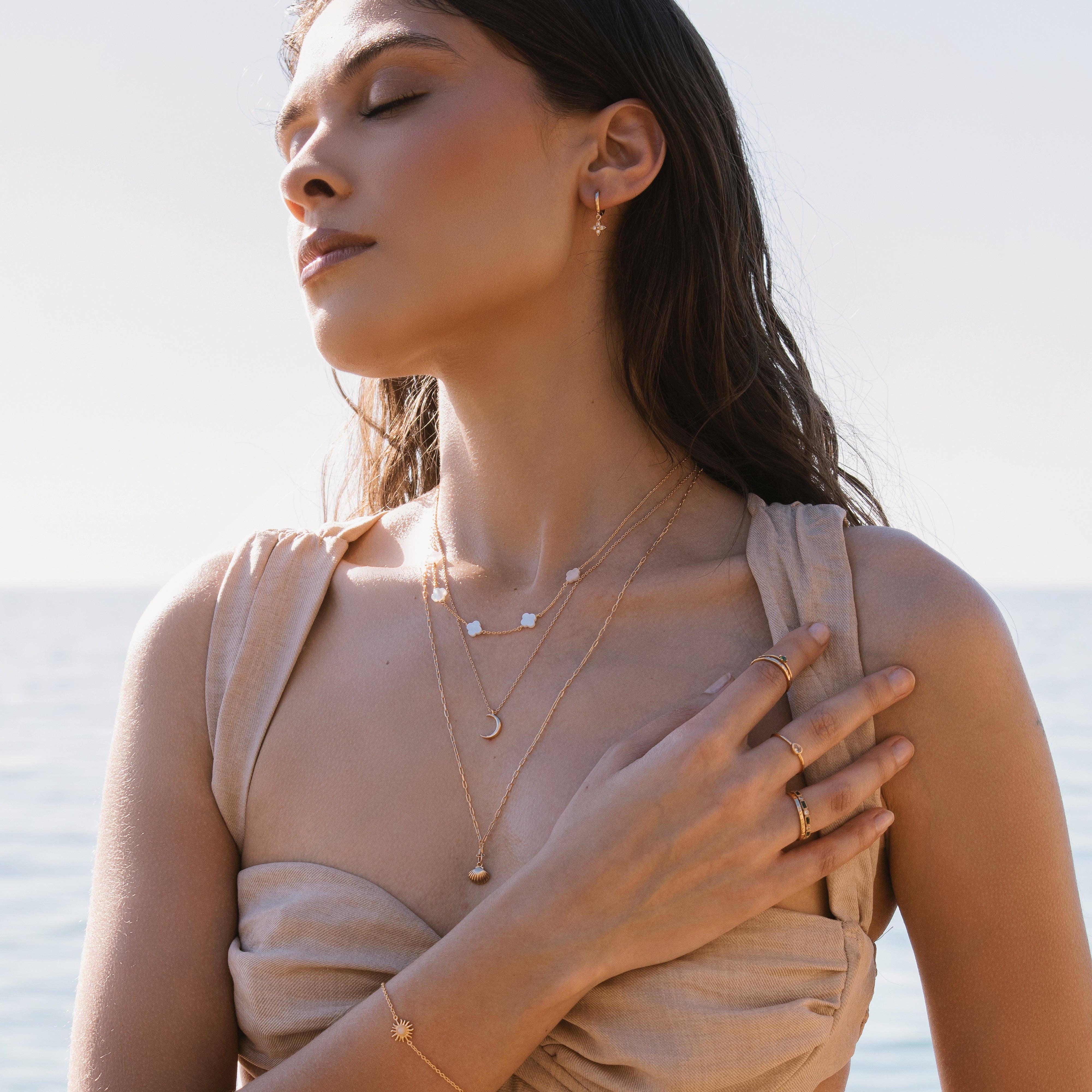 Meora Paris - Wholesale Pendant/Charm Necklace - Moon necklace4