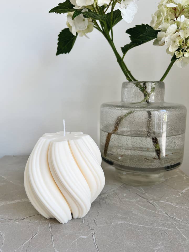 DONNA för wholesale av WAAX ATELIER