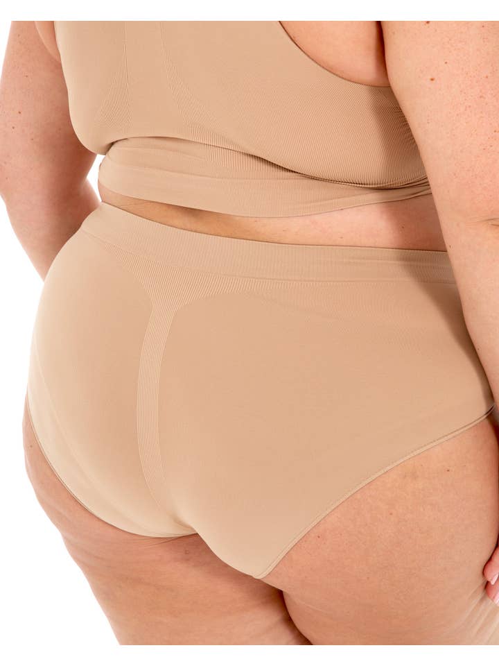 Pamela Mann – wholesale Bra – Women's – Curvy Seam Free Comfort Brief4