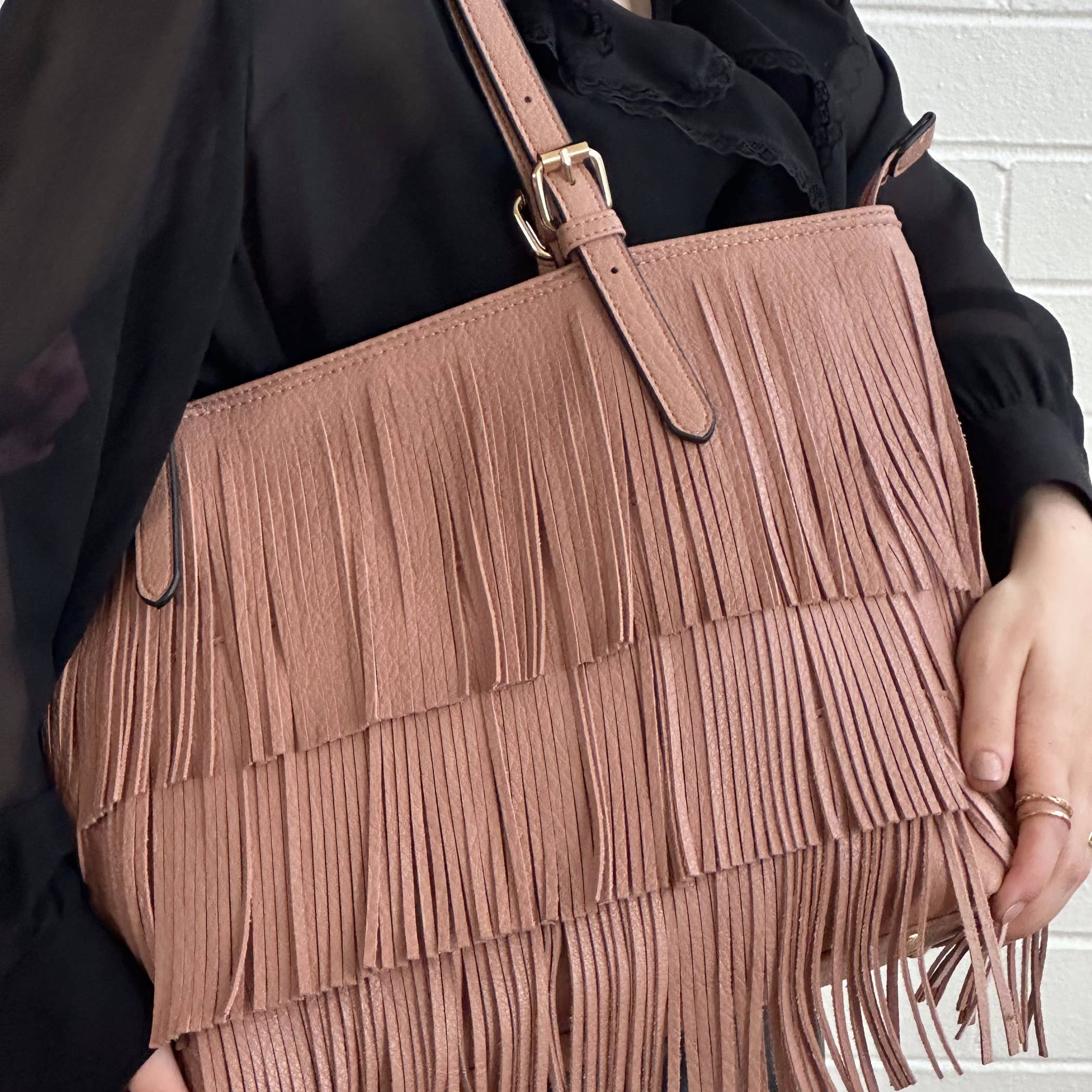 KAYLA+AVA - Vente Tote bag – femme - Sac fourre-tout Connie Fringe, fourre-tout décontracté de style bohème occidental6