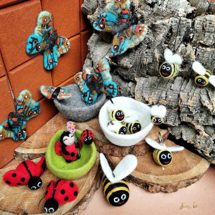 Felt So Good – wholesale Jewellery dish – Handmade Felt Garden Bugs Trinket Dish Home Decoration5
