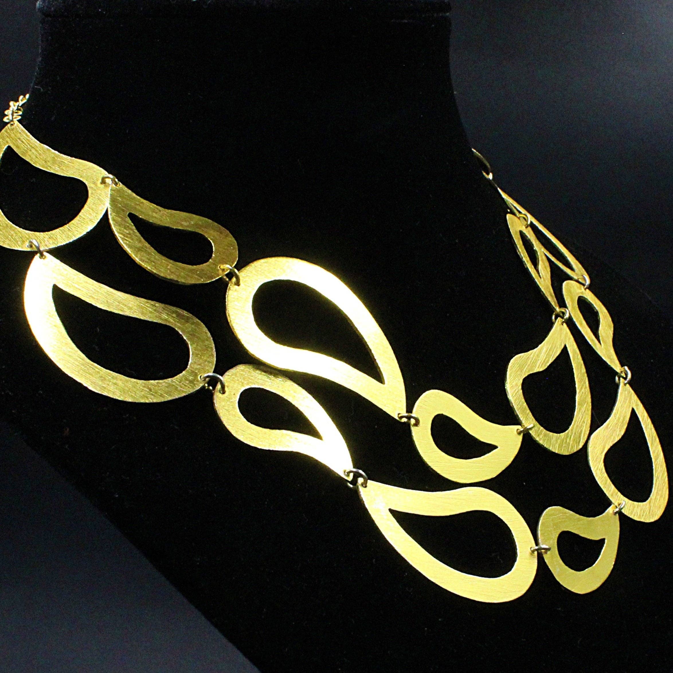 LA MAR - Wholesale Bib Necklace - GOTA necklace gold-plated - Design with character1