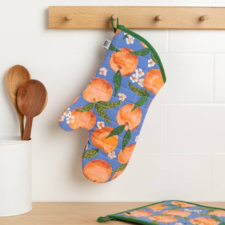 Now Designs by Danica - Wholesale Oven Mitt/Pot Holder - Peaches Chef Mitt1