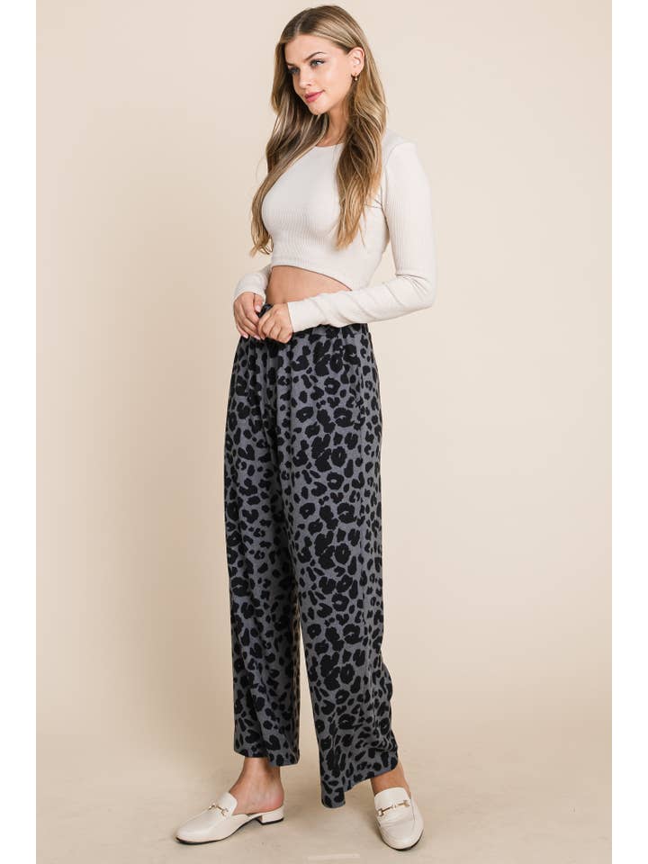 BOMBOM - Wholesale Pants - Women's - PA1069 WIDE-LEG DRAPEY PANTS