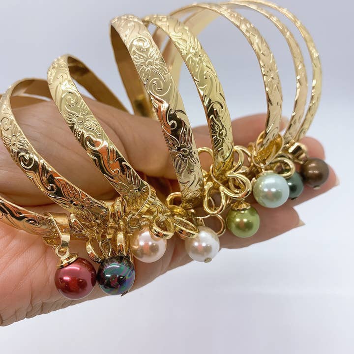 Anela's Jewelry - Wholesale Charm/Dangle Bracelet - 7MM Hawaiian Hamilton Gold Bracelet with Flower Charm and Shell Pearl Charm