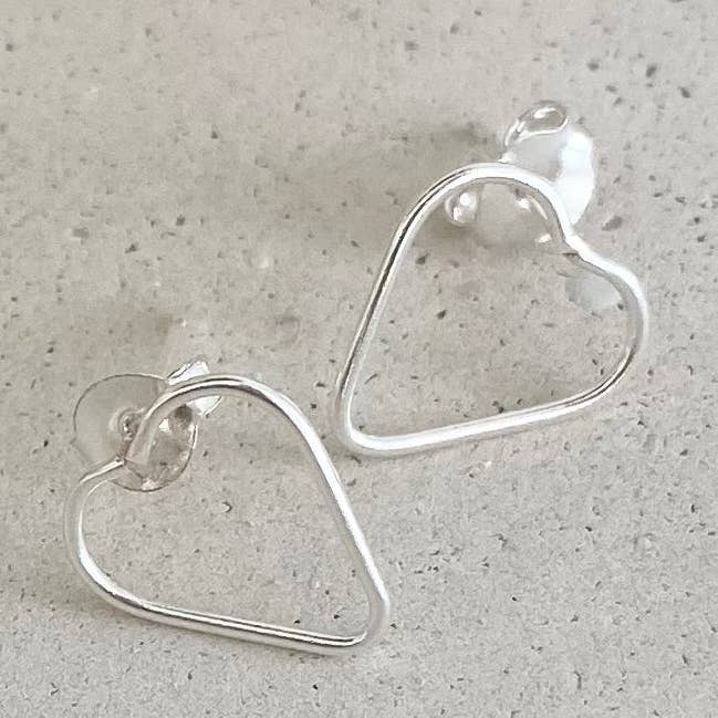 Silver open heart studs for wholesale by FMN Jewellery