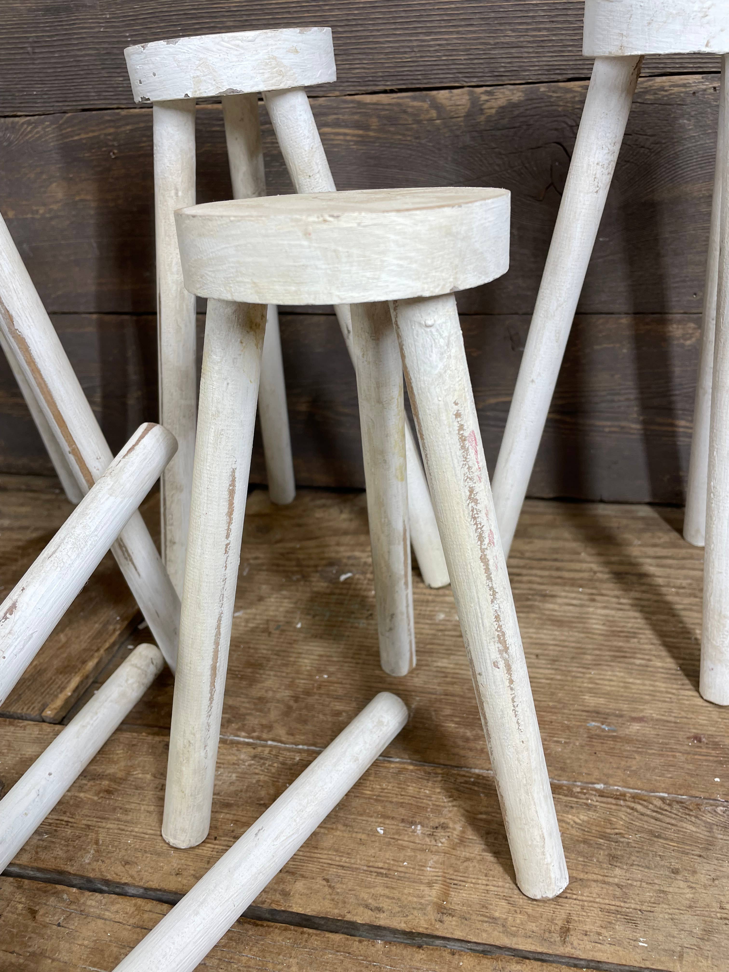My Amigos Imports – wholesale Stool – CLEARANCE-Farmhouse Stool-Assorted Sizes-3 Legs-White-$6.503