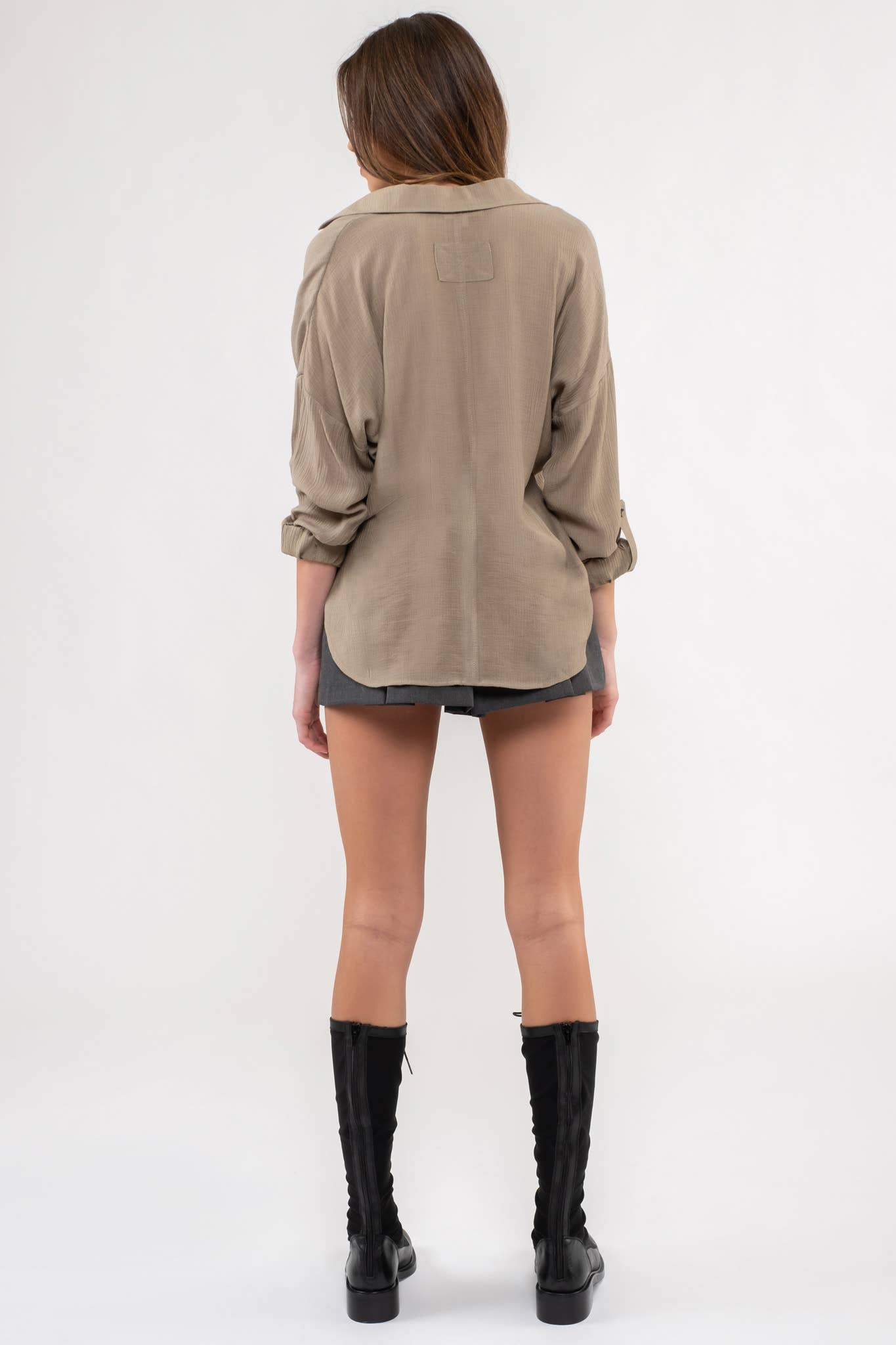 Blu Pepper – wholesale Blus - Dam – KRAGE DELAD HALS LÅNG ÄRM13