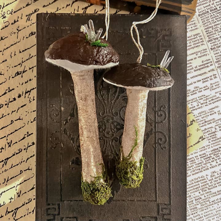 Realistic Crystal Quartz Point Mushroom Ornaments for wholesale by Wonder Objects