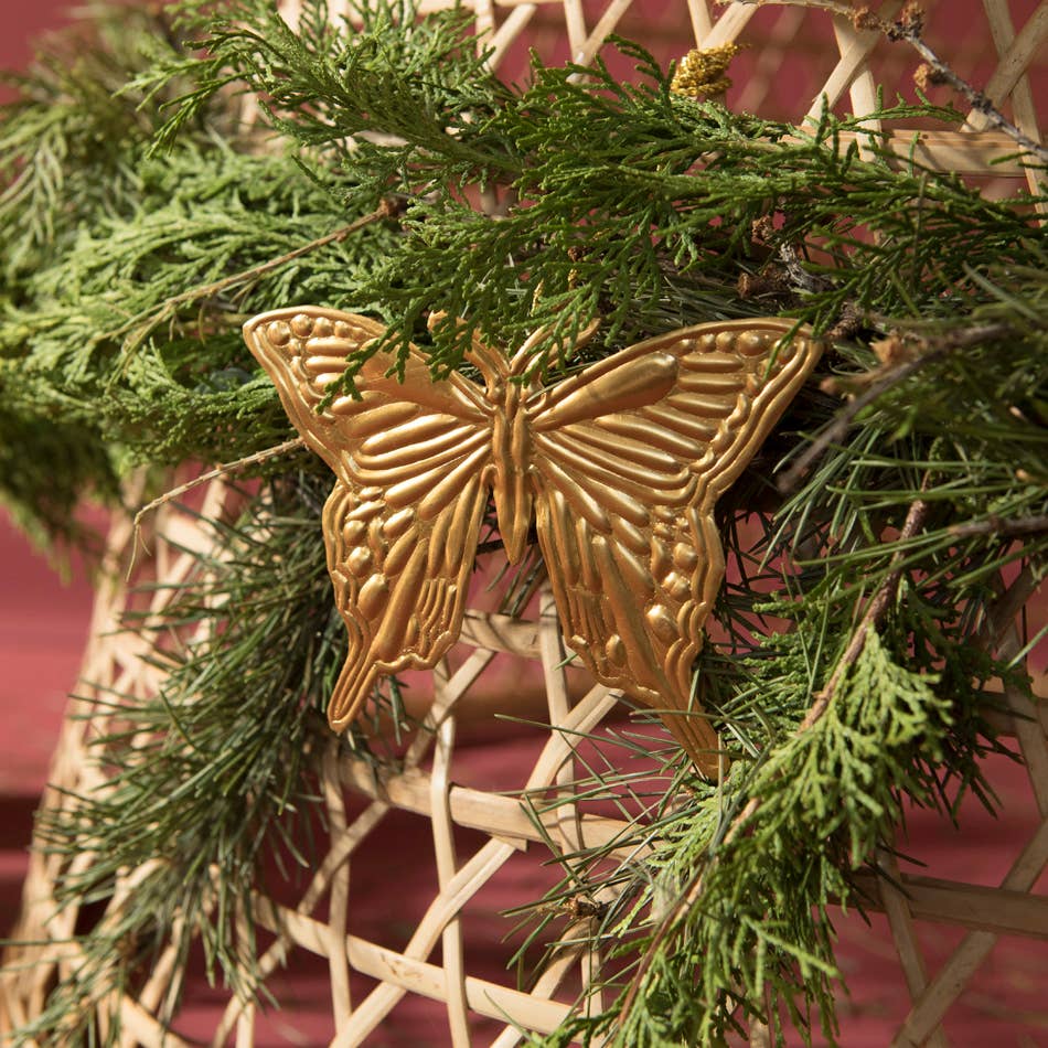 Mahe Homeware – Ornamento por atacado – Ornamento de Latão com Relevo de Borboleta3
