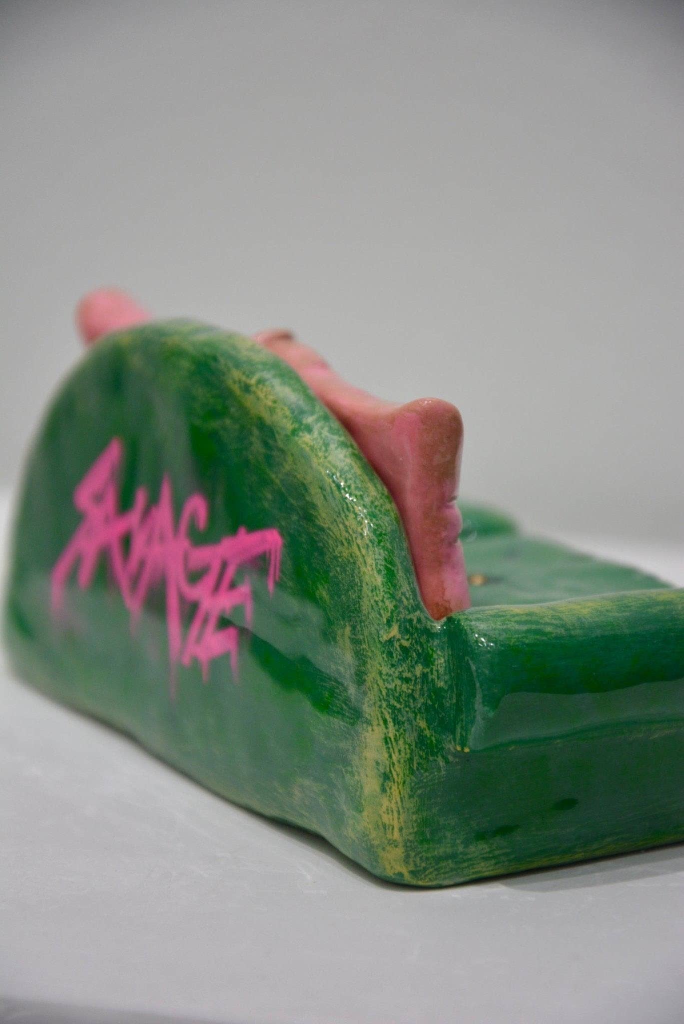House of Savage - Wholesale Sculpture - SAVAGE GRAFFITI COUCH5