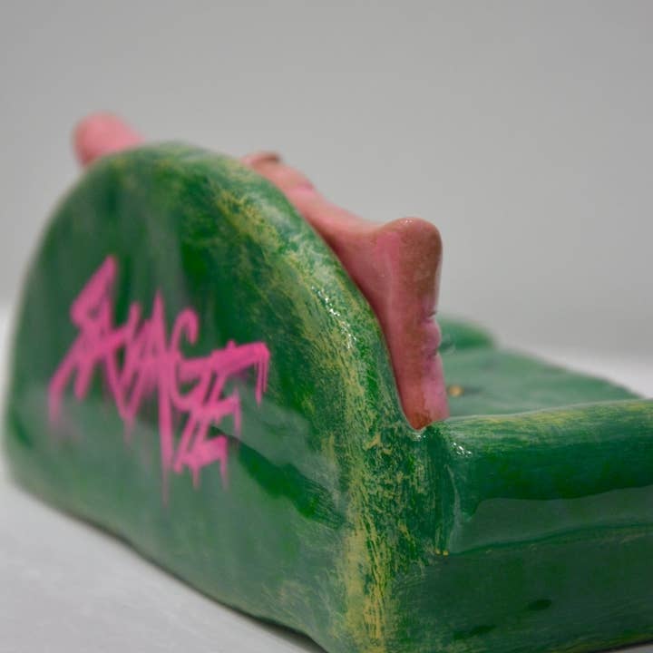House of Savage - Wholesale Sculpture - SAVAGE GRAFFITI COUCH5