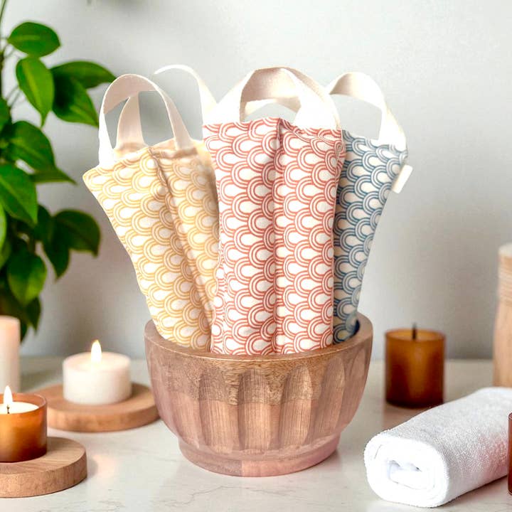 Neck Wrap - Simple Arcs for wholesale by The Modern Pause