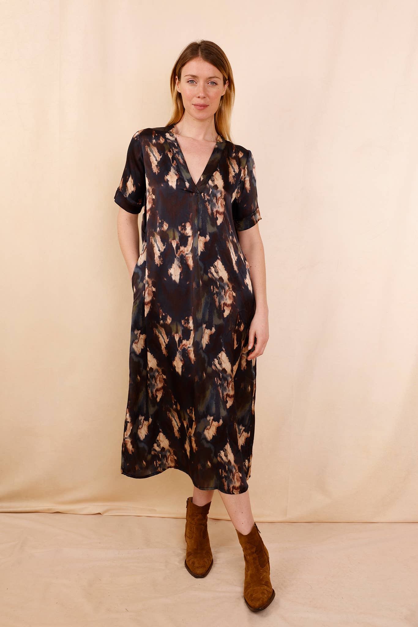 Hortence - Wholesale Dress - Women's - TADASANA MULTICOLORS 100% SILK DRESS