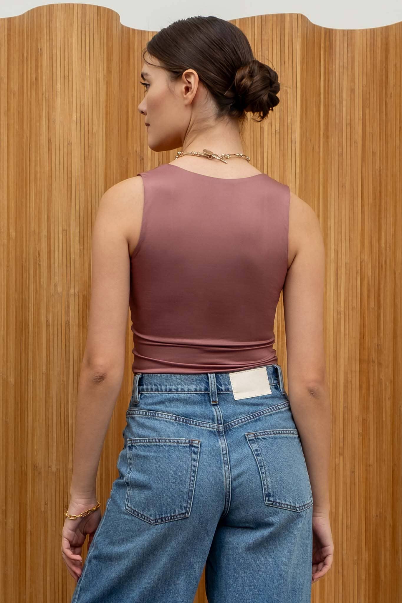 The Workshop Studio - Wholesale Knit Top - Women's - REVERSIBLE SCOOP NECK SLEEVELESS KNIT TANK TOP43