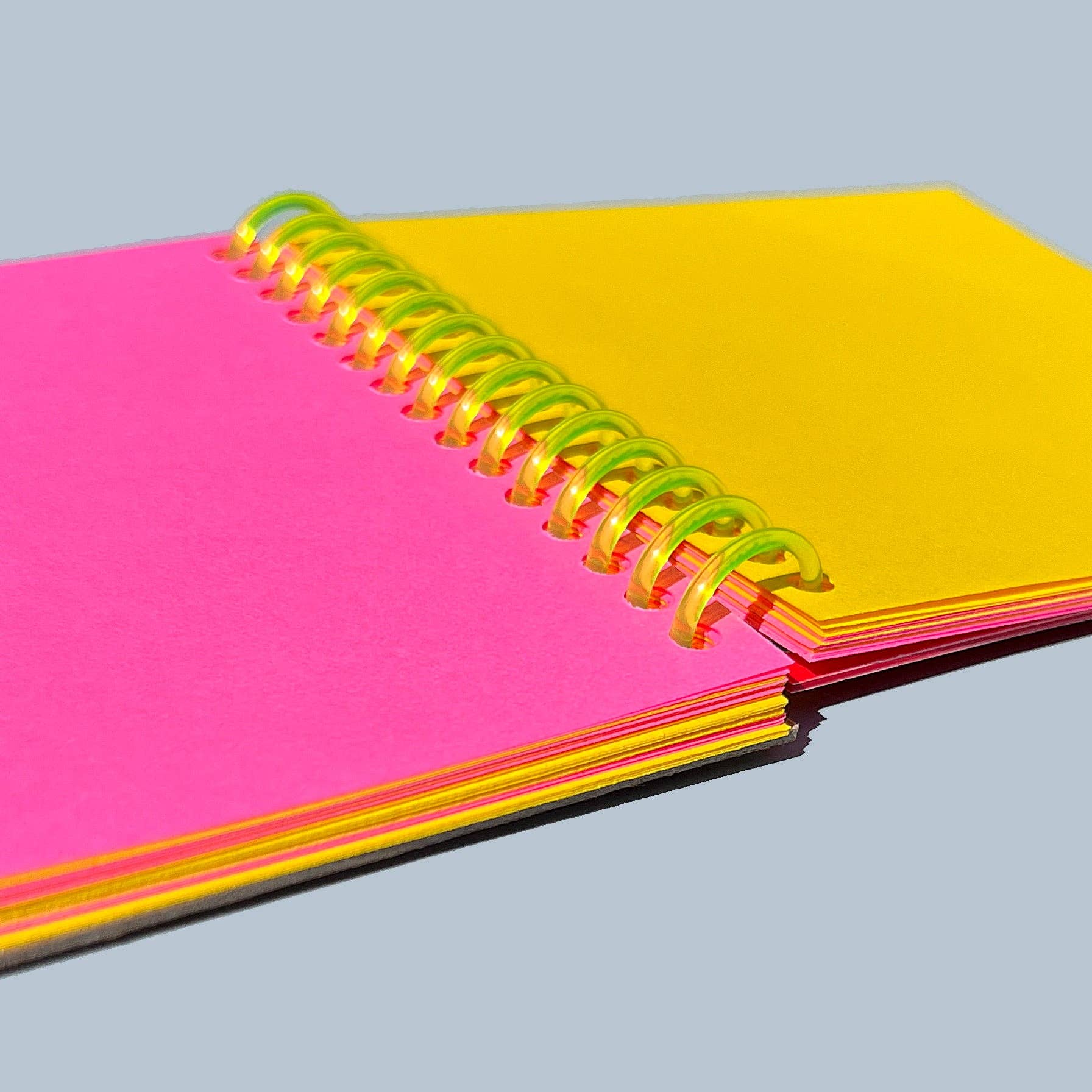 kuru731 - Wholesale Notebook - White Strawberry Spiral Notepad2