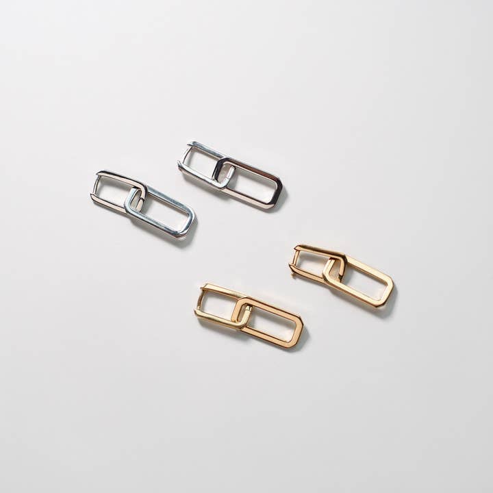 Boucles - KEYS pour la vente par Huguette Paris