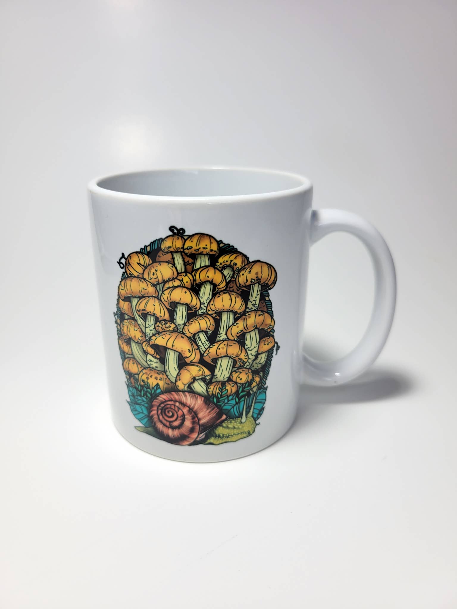 Mushroom Marauder – wholesale Coffee mug – Land Snail and Chestnut Mushrooms Mug | 11oz/15oz7