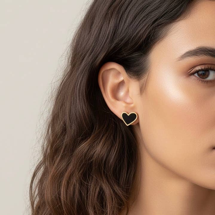 Duestelle Italia - Wholesale Stud/Post Earrings - Dark Essence - Black Heart Gold Earrings - Waterproof1