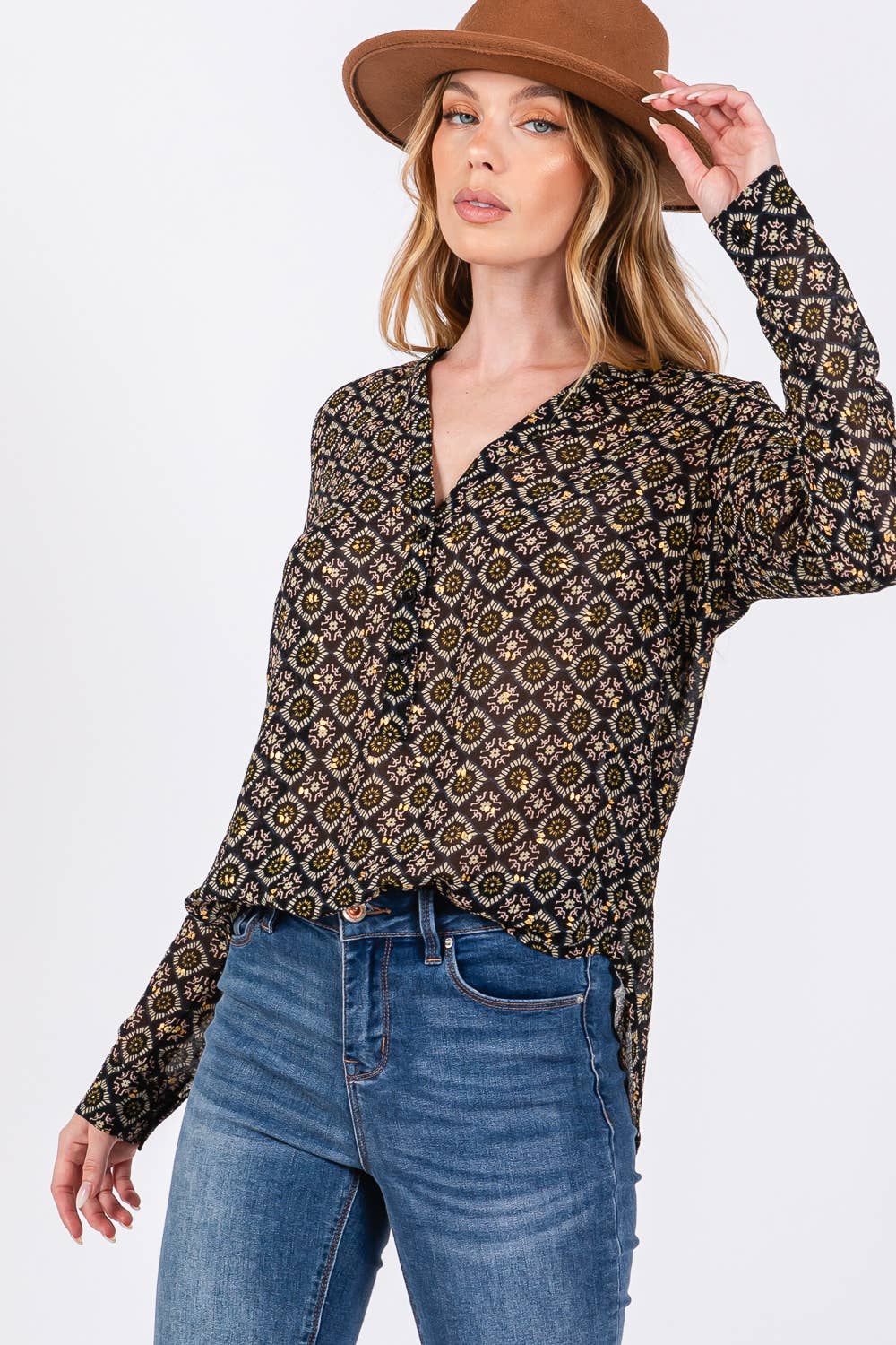 Sage + Fig - Wholesale Blouse - Women's - MULTI DIAMOND PRINT BLOUSE (ST71039) 5