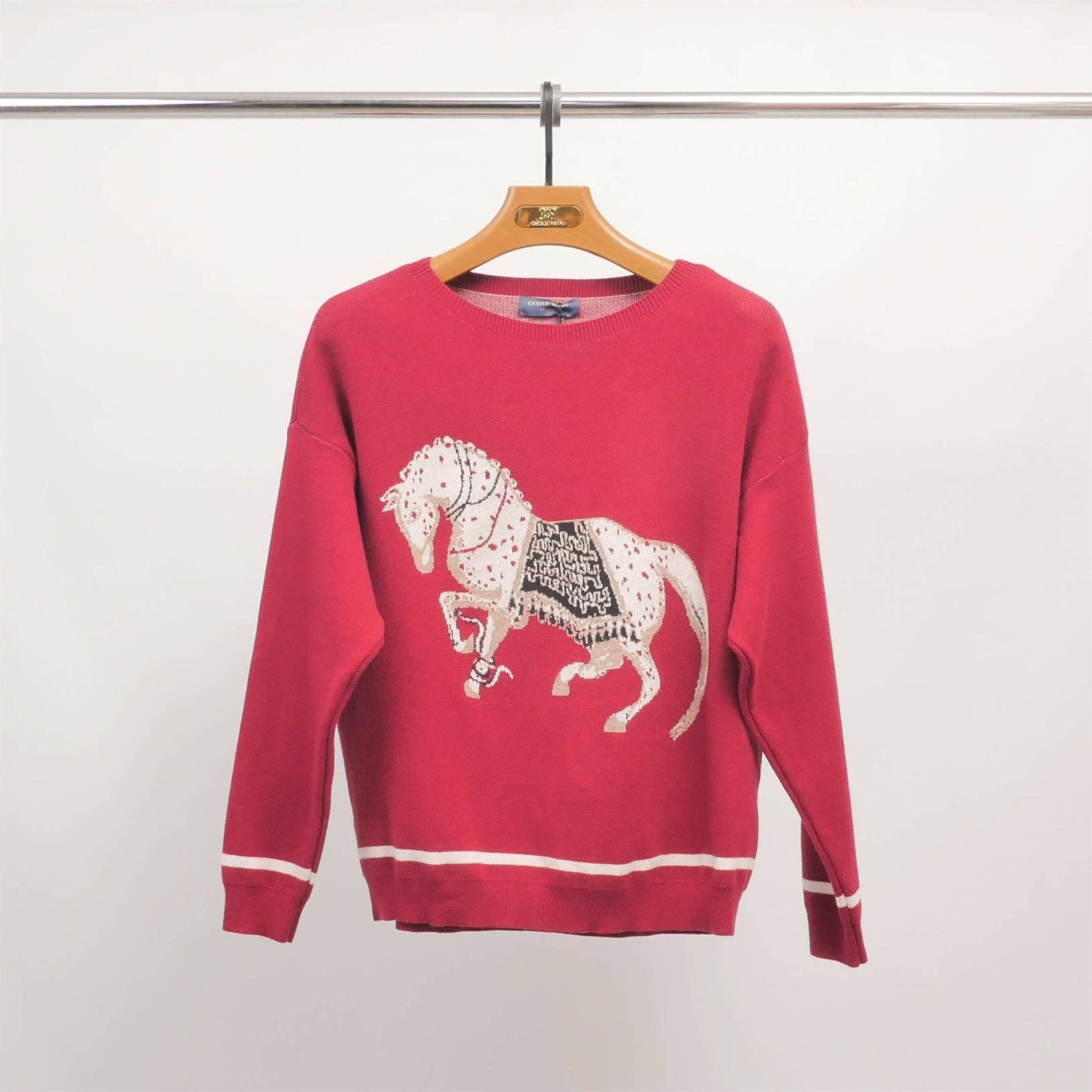 Cecile Wang - Wholesale Knit Sweater - Women's - Embroidered horse crew neck sweater MSJ769157