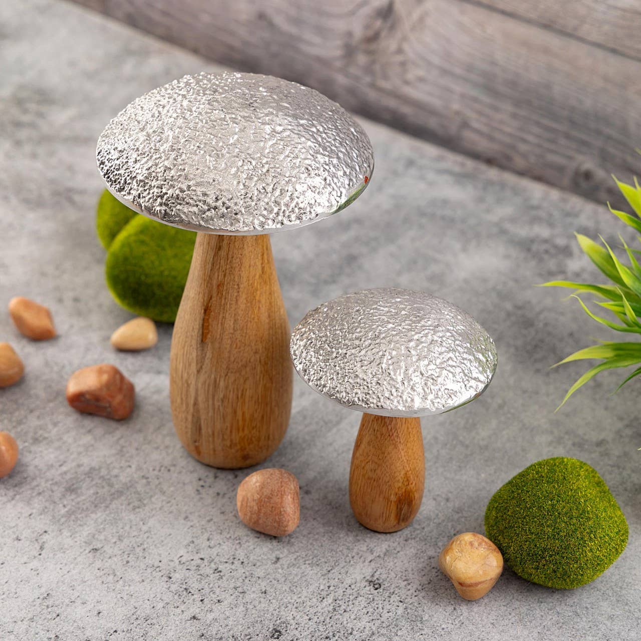 Voglrieder - Wholesale Decorative Figurine - Set of 2 mushroom decorative figures H20/12x13/10cm display5