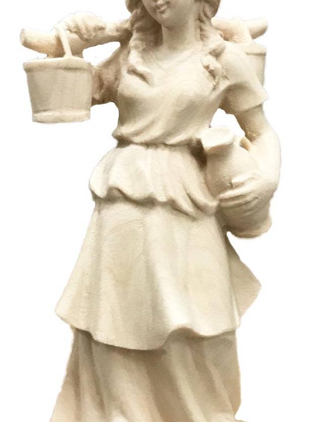 Bergère avec des cruches d'eau sur l'épaule 4981 pour la vente par Dolfi