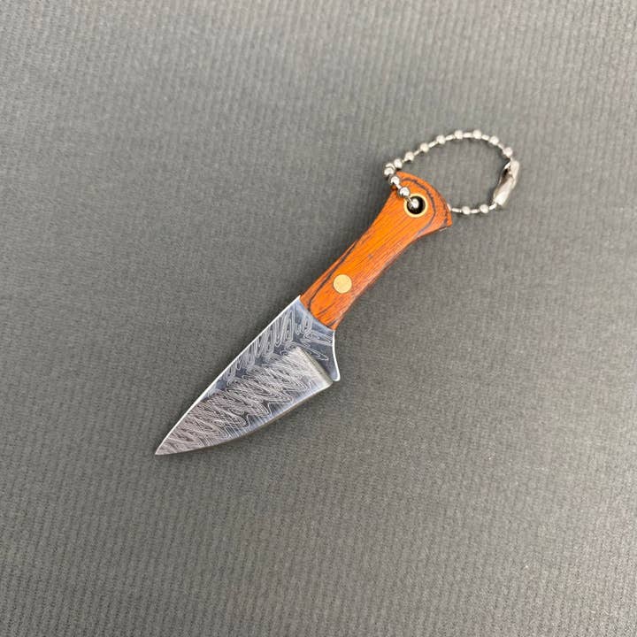 Mio Queena - Wholesale Pocket Knife/Holder - Textured Stainless Steel Portable Knife with Protective Cover4