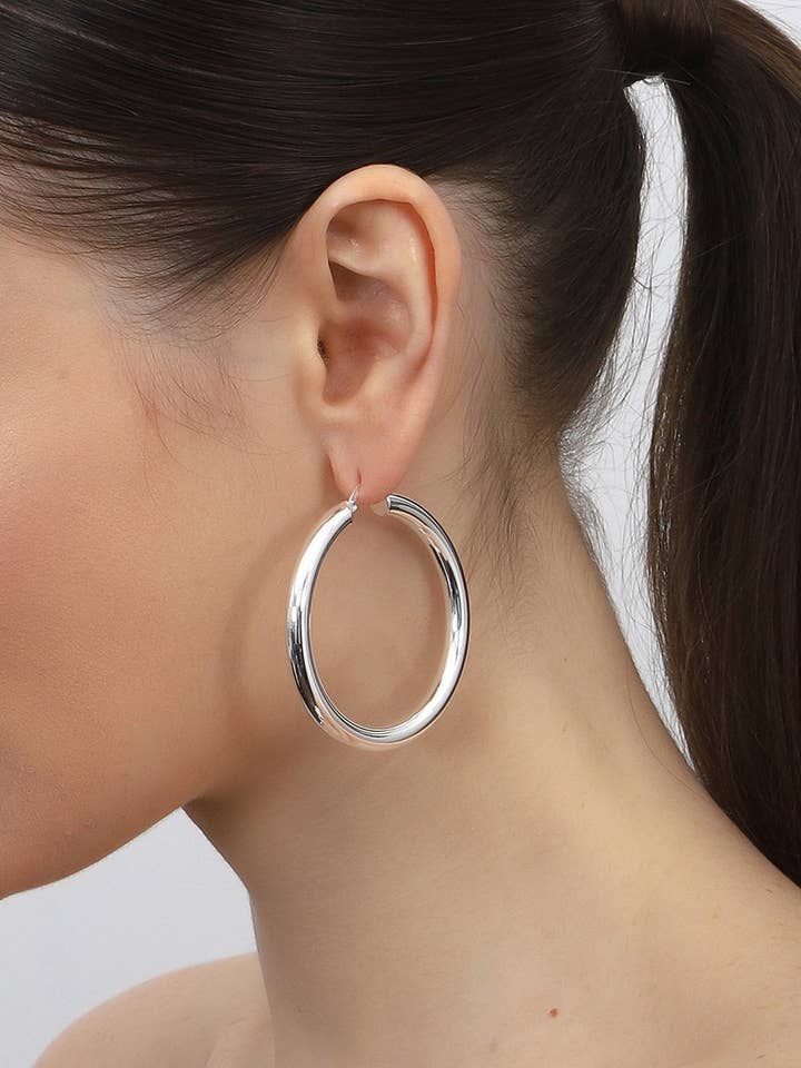Sterling silver circle earrings for wholesale by AVENS