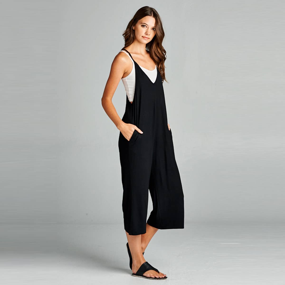 LOVING PEOPLE - Vente Combinaison – femme - Combinaison capri ample à col en V6