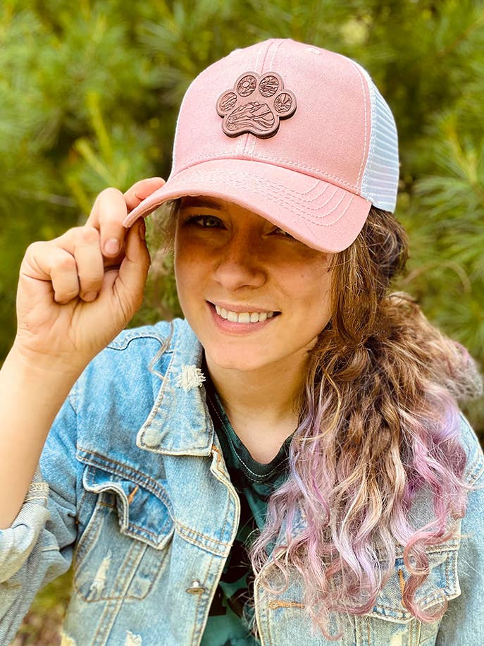 Wanderhut aus Leder mit Aufnäher für Damen für den Großhandel von PAWZ